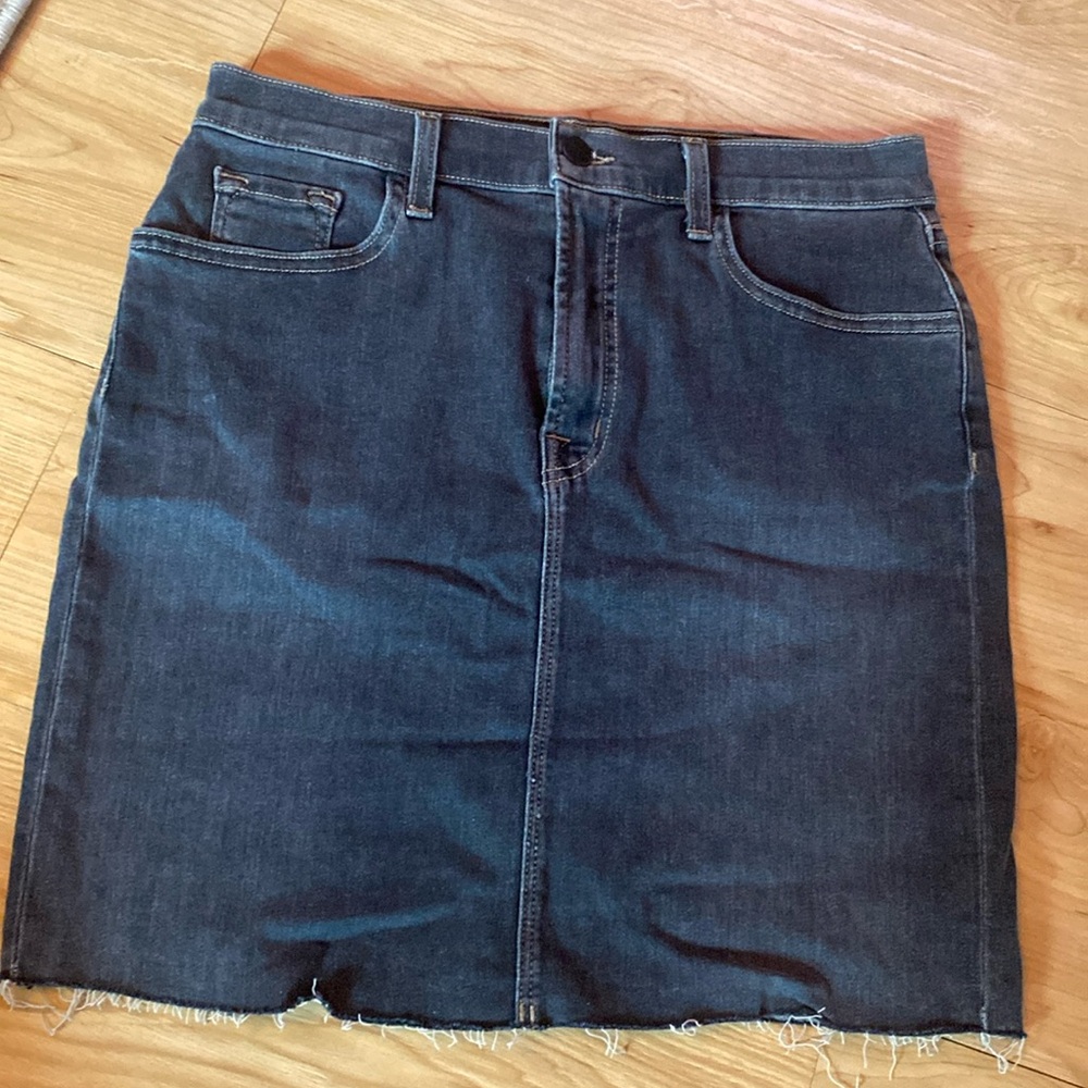 J Brand skirt size 28